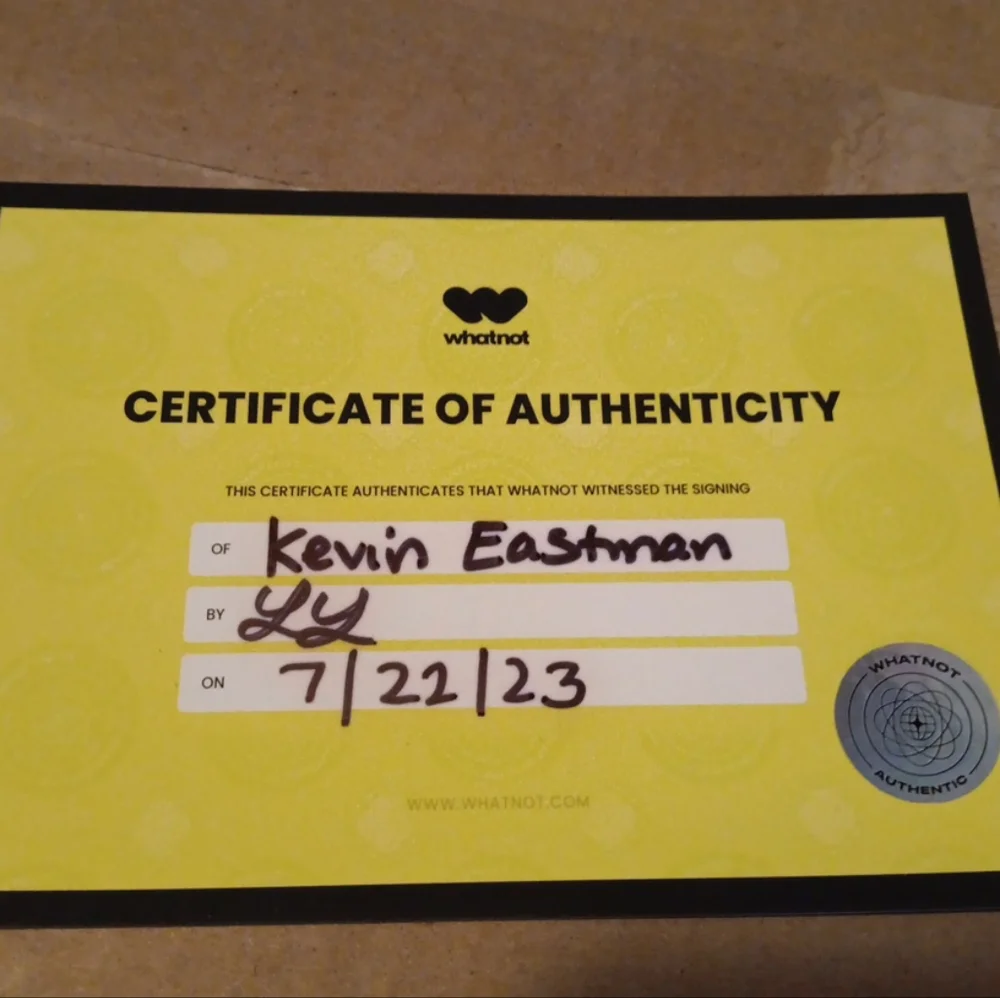 T.M.N.T. Donatello Storage shell Action Figure NIB Signed By Kevin Eastman+COA - Picture 4 of 4
